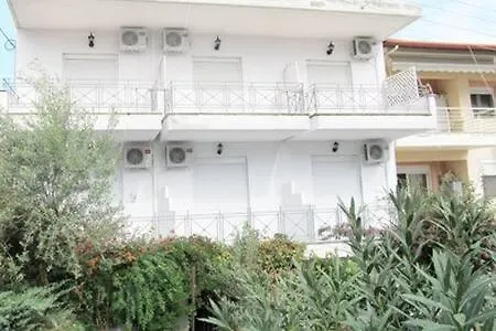 Lab_rinos House Ξενοδοχείο με διαμερίσματα Νέος Μαρμαράς